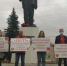 Сторонники переименования советских улиц Тарусы позвали на подмогу фашиствующих молодчиков, которые терроризируют местное население - КПРФ