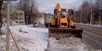 Калужские коммунальные службы продолжают уборку города от снега и льда - Знамя