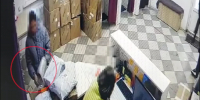 В Калуге кража в пункте выдачи заказов попала на видео - Калужский перекрёсток