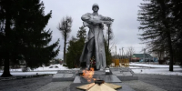 В Жиздре благоустроили мемориальный комплекс «Огонь Славы» - Калужский перекрёсток