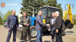 Калужская область передала Первомайску экскаватор