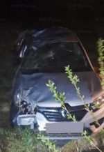 В Калужской области автомобиль съехал с трассы и оказался в придорожном кювете
