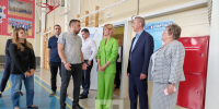 Губернатор Владислав Шапша продемонстрировал Оксане Лут результаты своей работы по повышению качества жизни на селе - Телерадиокомпания Ника