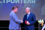 Владислав Шапша поздравил строителей с профессиональным праздником
