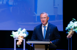 Владислав Шапша поздравил строителей с профессиональным праздником