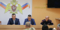 Герои России встретились с росгвардейцами в Калуге - Росгвардия