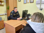 Алиментщицу нашли на остановке