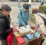 Библиотека дарит книги прохожим! - Научная библиотека им. В.Г. Белинского
