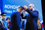 В Самаре губернатор Федорищев поздравил с Днем народного единства жителей и вручил награды