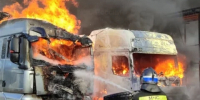 Огонь повредил восемь машин на стоянке в Калужской области - Калужский перекрёсток