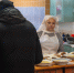 Накормить, одеть, развлечь: житель Малоярославца 16 лет помогает нуждающимся - Знамя