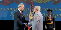 Владислав Шапша вручил награды полицейским - Калужская неделя