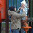 детская-площадка-мама-с-ребенком-1029.jpg - ГТРК Калуга