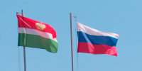 Флаги-КО-и-России.jpg - ГТРК Калуга