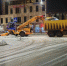 Дорожные службы с начала снегопада продолжают уборку города - Городская управа