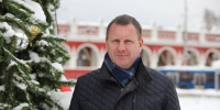 Спикер областного парламента Геннадий Новосельцев поздравил учащихся вузов и ссузов с праздником - Калужская неделя