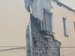 В Калуге обрушилась стена дома в центре города