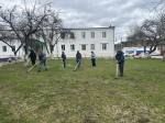 Сотрудники ИК-3 навели порядок на прилегающей территории в рамках всероссийского субботника