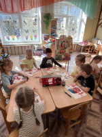 Воспитанники детского сада "Тополек" почувствовали себя настоящими пожарными