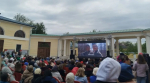 Во дворике краеведческого музея в Калуге показали проект «Останься. Детство»